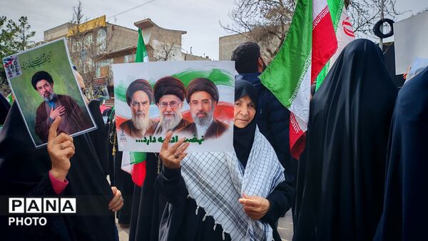 حضور حماسی مردم در راهپیمایی روز قدس در نیشابور 