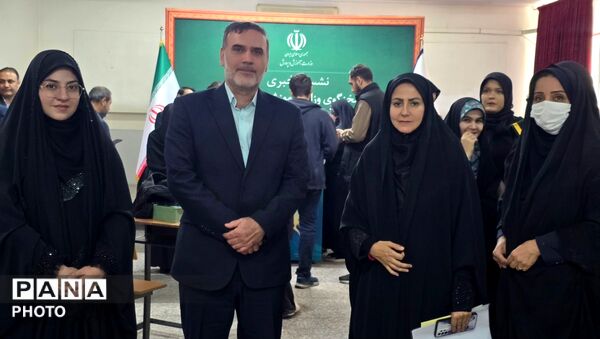 نشست خبری با عطر شهادت