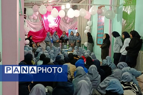 مدارس ورامین در سالروز ولادت حضرت زهرا(س) غرق در شور و جشن 