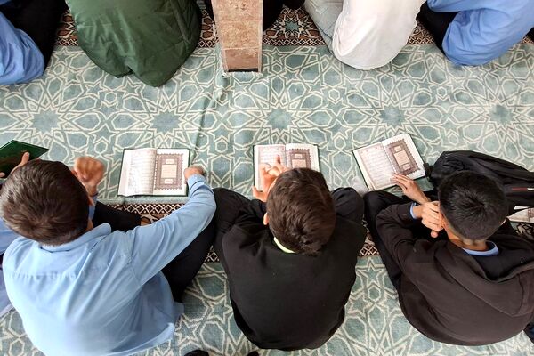 محفل نورانی قرآن کریم در مدارس کوثر ۲ و جدلی ناحیه دو شهرری 