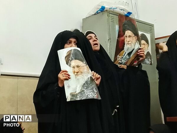   اجتماع مردمی در ناحیه 5 مهشهد به خونخواهی امام سید علی خامنه‌ای 
