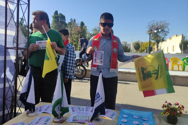 تجمع بزرگ دانش‌آموزان در روز 13 آبان