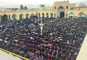حضور پرشور مردم نیشابور در نماز جمعه روز قدس 
