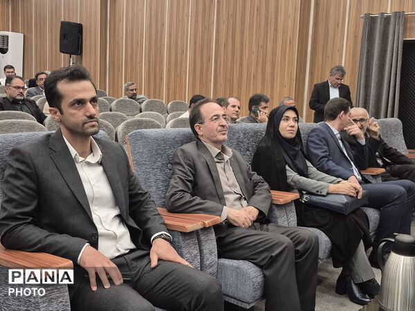 گردهمایی مدیران منطقه ۱۵ تهران