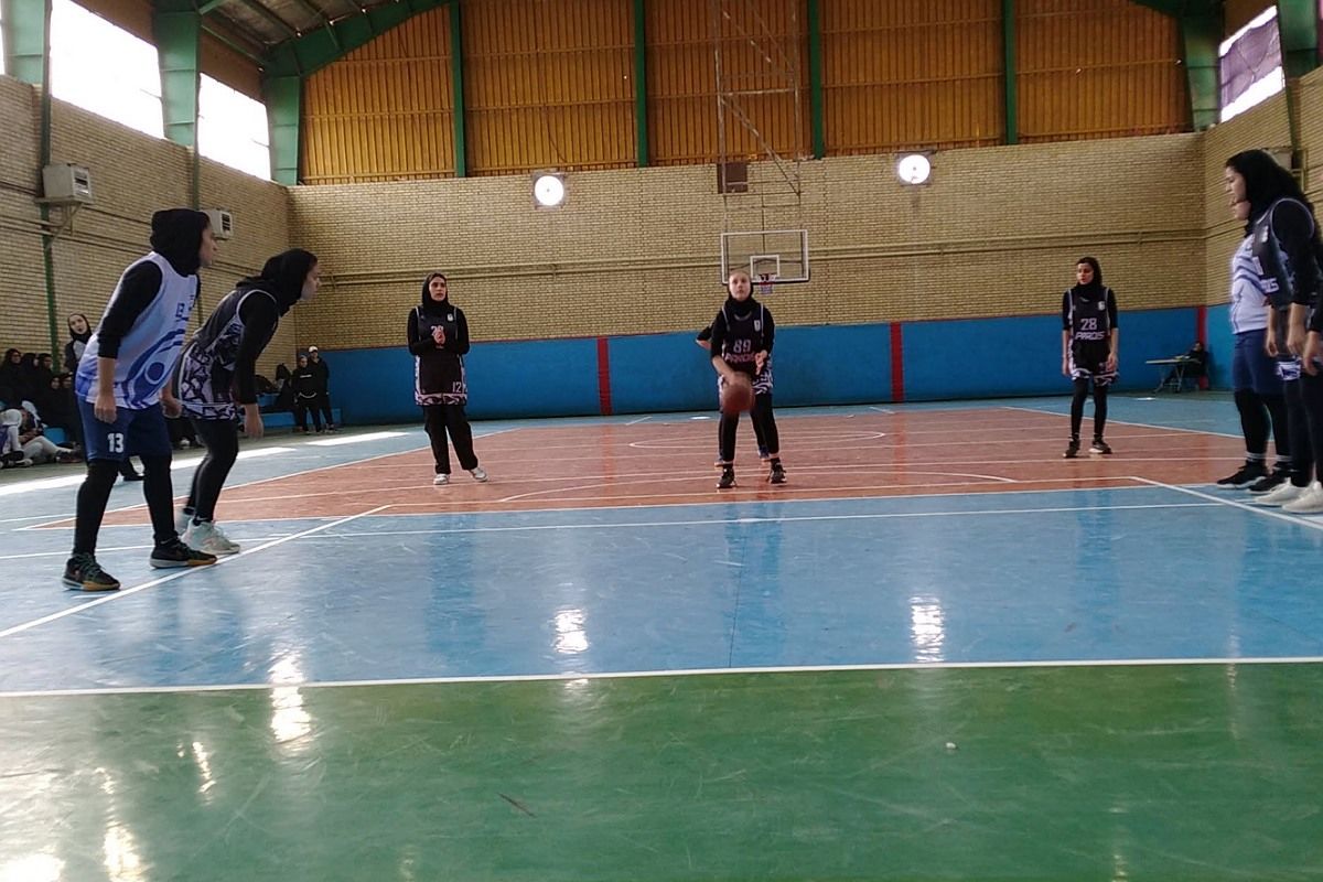 آغاز مسابقات استانی بسکتبال دختران شهرستانهای تهران در کهریزک 