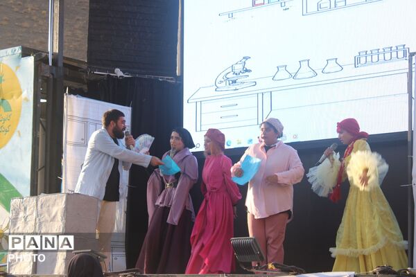مارکده میزبان سینمای سیار کانون پرورش فکری کودکان و نوجوانان