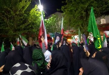 مشق خون‌خواهی بر تن صاعقه‌ها