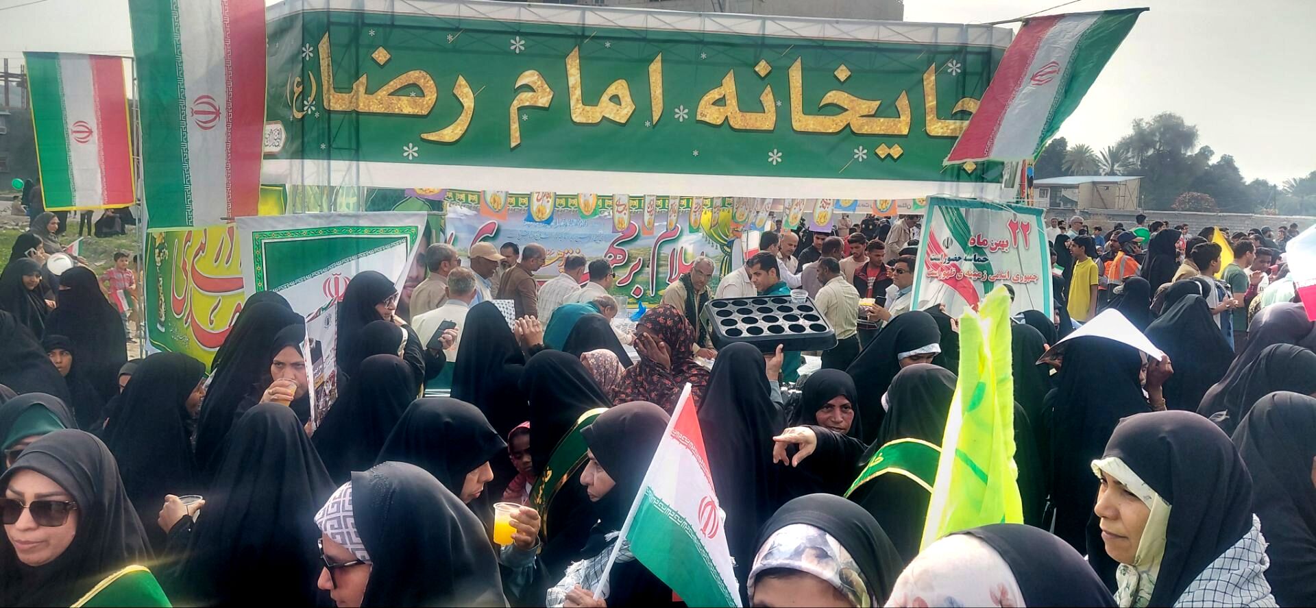 حضور پرشور مردم میناب در راهپیمایی ۲۲ بهمن