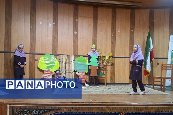 ایجاد انگیزه و خلاقیت در دانش‌آموزان با اجرای تئاتر درسی 