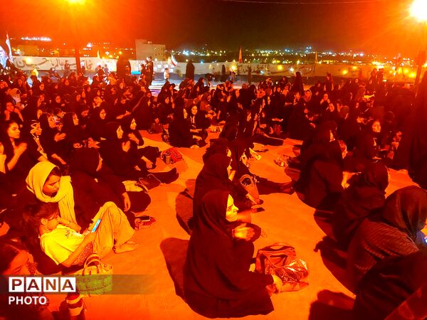 آیین سوگواری شب‌های محرم در هیئت مکتب‌الزهرا(س) حاجی‌آباد
