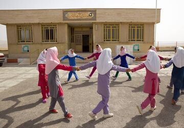 تعهد جامعه خیرین مدرسه‌ساز به جایگزینی ۲ هزار مدرسه کانکسی و حرکت به سوی مدارس سبز