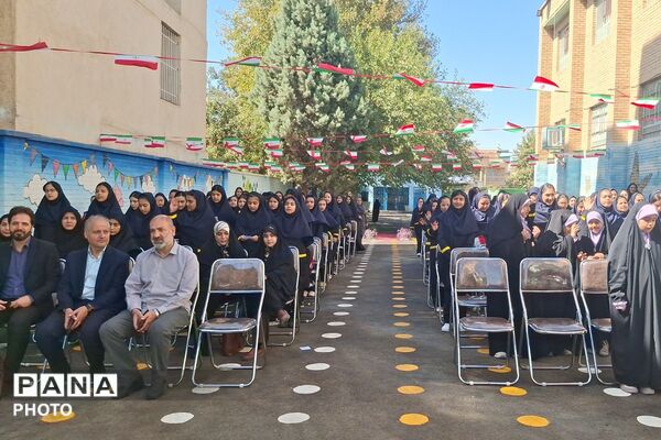 نگاهی به جشن پرشور جوانه‌ها در مدرسه بشارت