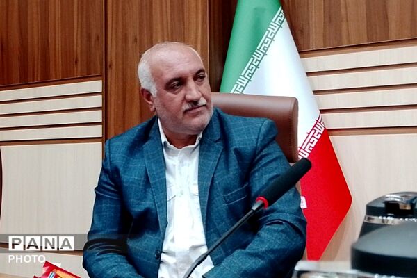 مراسم تجلیل از معاونین پرورشی مقطع متوسطه ناحیه دو شهرری 