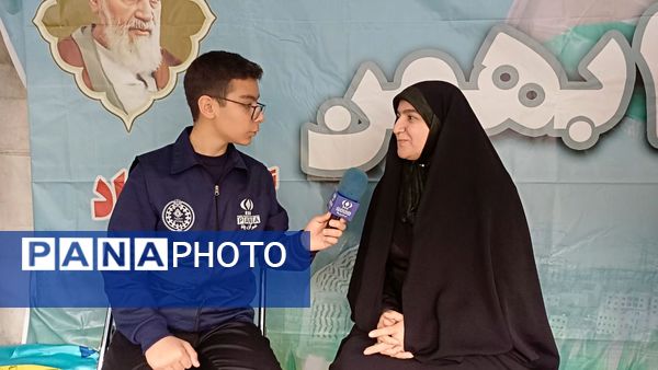 راهپیمایی ۲۲ بهمن با حضور پرشور مردم انقلابی در تهران