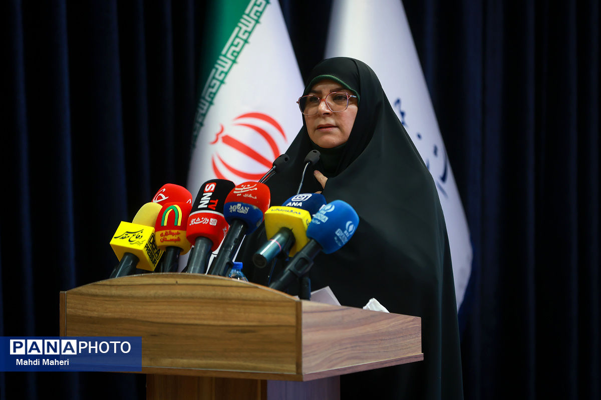 بزرگ‌ترین سرمایه کشور خون شهداست و باید میراث آن‌ها را در مدارس پاس بداریم  