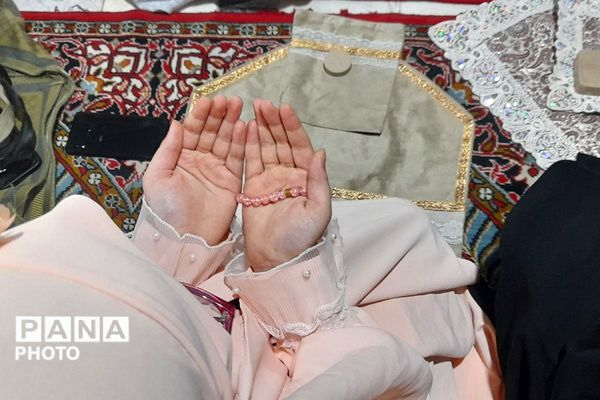 حضور پرشور نمازگزاران در نماز جمعه ورامین