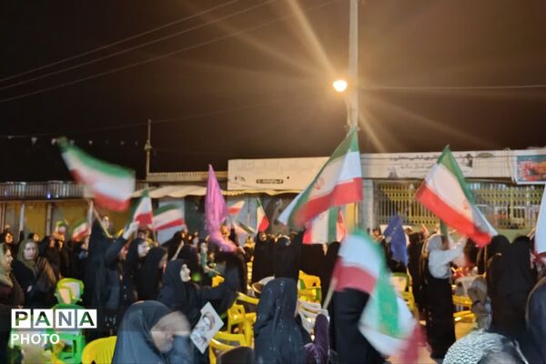 نمایش خیابانی به همت آموزش و پرورش با محوریت حادثه تروریستی مدرسه شجره طیبه میناب 