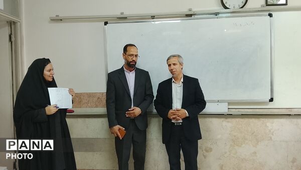 اجرای طرح کیفیت بخشی منابع انسانی مدارس دولتی در ساوه