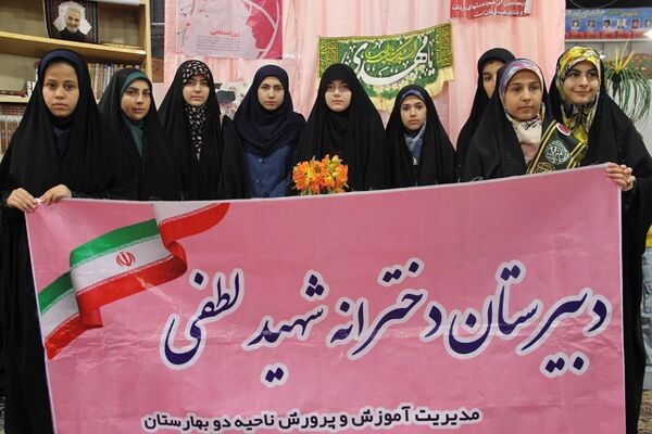  برگزاری‌ مراسم‌ نمازجمعه در مصلی بزرگ نسیم‌شهر