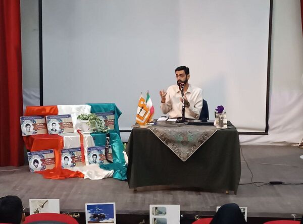 آغاز دوره «یاوران ولایت ۱۴۰۴» روز دوم در فرهنگسرای ولاء شهرری