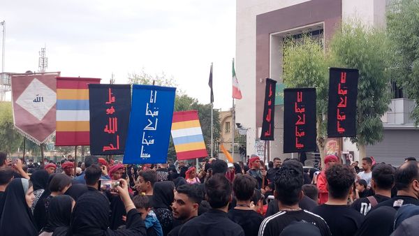 جلوه‌هایی از حرکت نمادین کاروان اسرای کربلا در قم