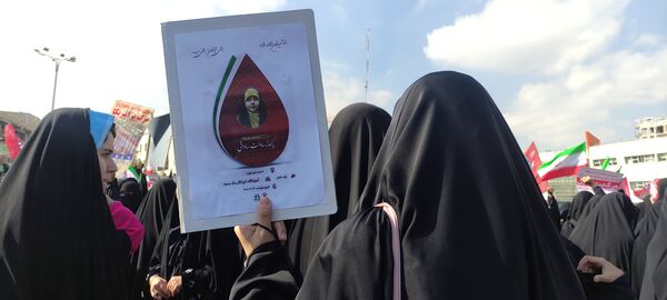 فریاد طنین انداز همبستگی دانش آموزان مشهدی 