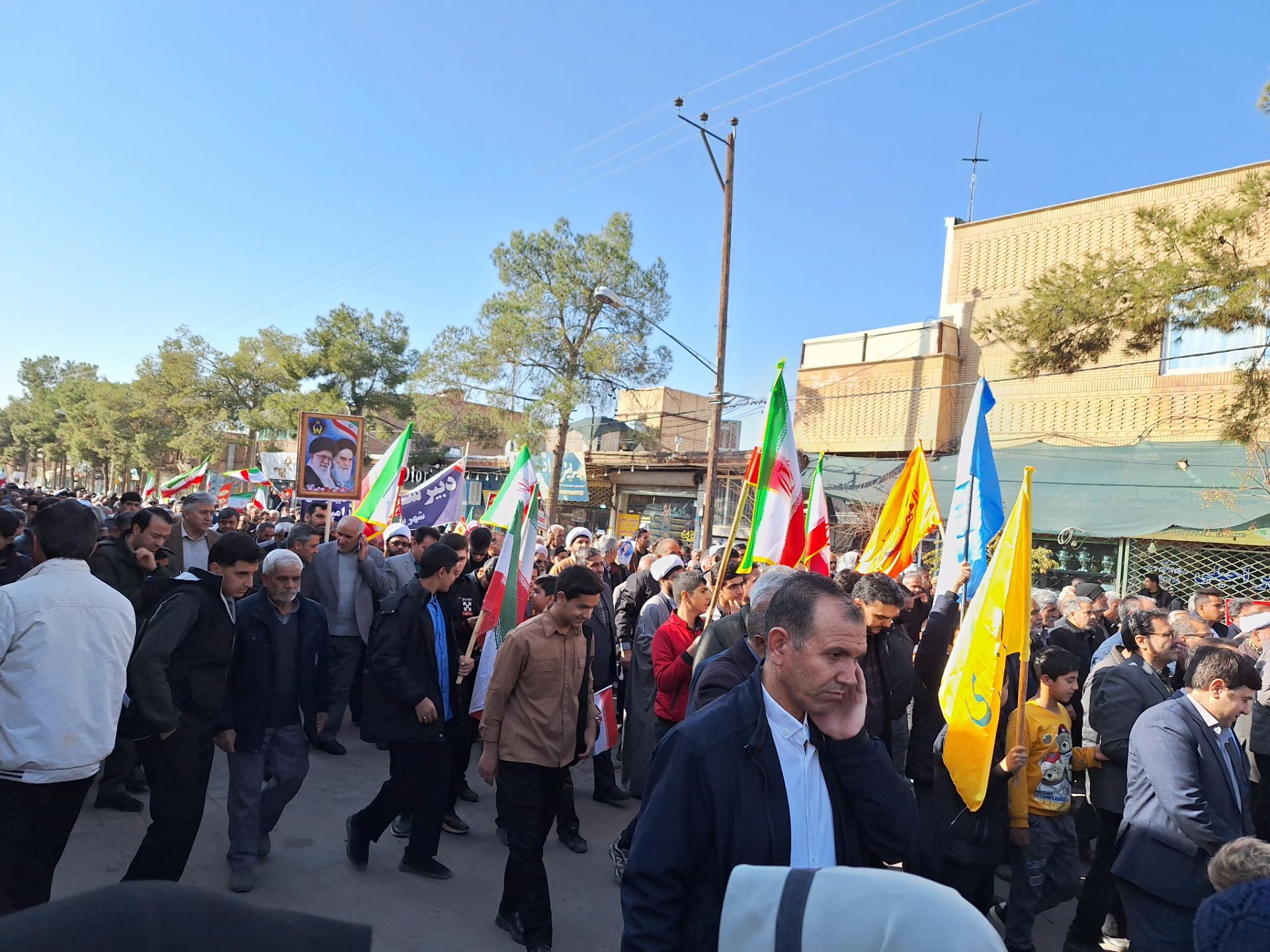 خروش مردم خلیل آباد در محکومیت اغتشاشگران و آشوبگران 