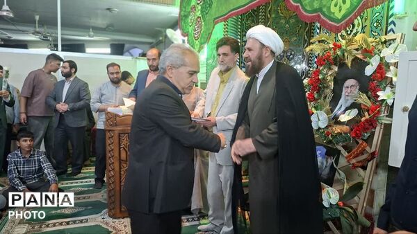 آیین تقدیر از ۷۰ معلم جهادی در مسجد انصارالحسین(ع) قم