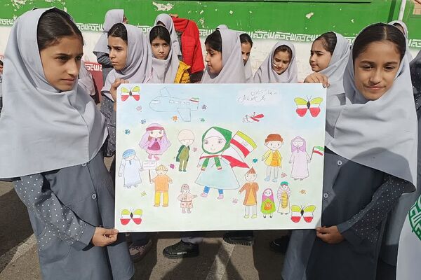 جشن انقلاب در ناحیه دو شهرری با حضور معاون پرورشی و فرهنگی شهرستانهای استان تهران 