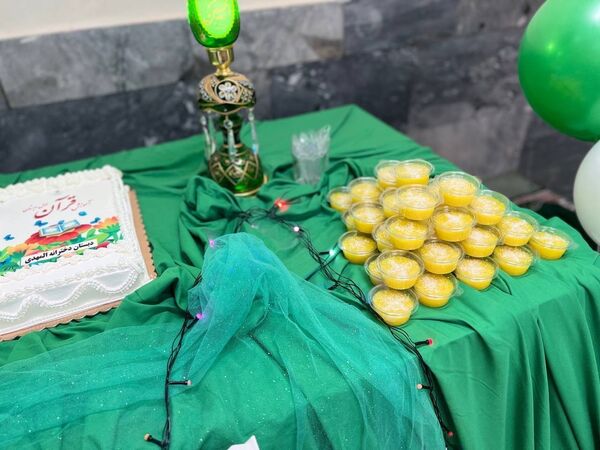جشن قرآن در دبستان دخترانه المهدی ناحیه 2 کرج و شهرستان فردیس