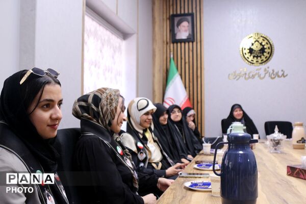 تقدیر از مربیان و دانش‌آموزان پیشتاز در فعالیت موکب‌های سازمان دانش‌آموزی شهر تهران