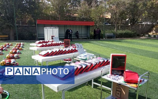 اعزام کاروان تجهیزات ورزشی-بهداشتی مهر با نشاط خراسان رضوی