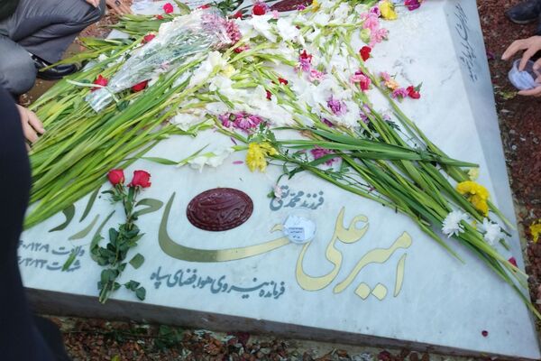 تجدید عهد با شهدا در رباط کریم