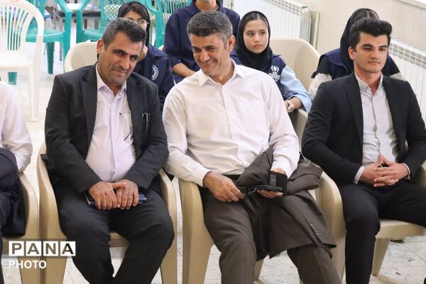 آغاز فصل‌تازه‌ی «خبرنگاریِ دانش‌آموزی» در لردگان با افتتاح  دفتر خبرگزاری پانا