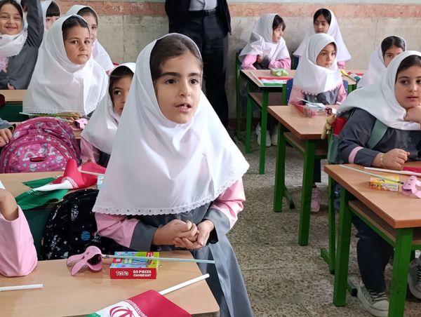جشن شکوفه‌ها در ملکان؛ استقبال گرم از نوگلان دبستانی