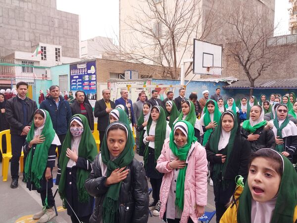 جشن نیکوکاری در دبستان اخوان گنجی