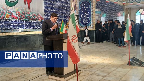 حضور پرشکوه مردم حماسه ساز بن در راهپپیمایی ۲۲ بهمن