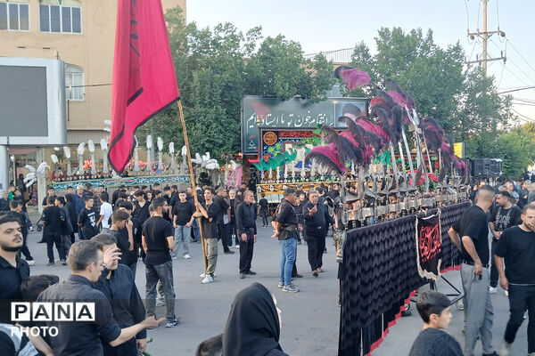 تجلی وحدت در عاشورای آباده