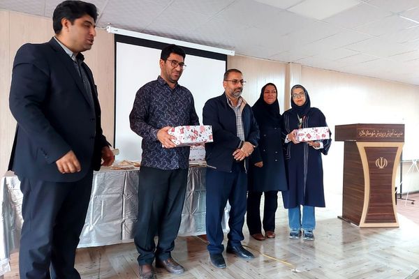  نشست هم‌اندیشی مراقبین سلامت با محوریت ارتقای سبک زندگی سالم در ملارد