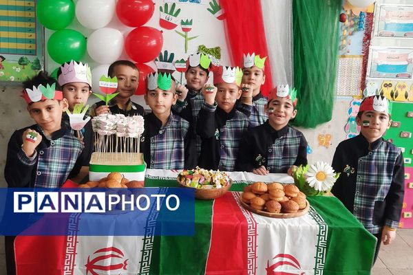 حضور پرشور دانش آموزان ناحیه دو شهرری در برنامه‌های متنوع دهه فجر و جشن انقلاب