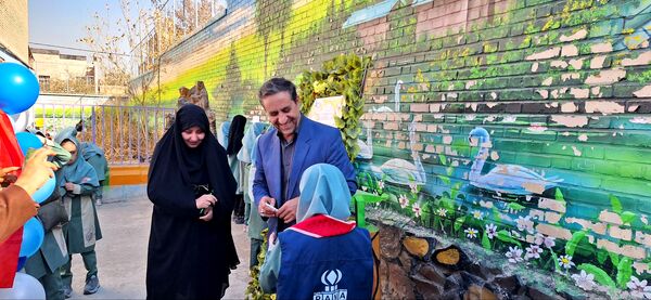 انتخابات شورای دانش آموزی در دبستان شاهد تحقیقی ناحیه ۶
