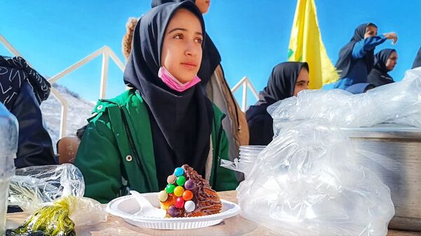 بازارچه کسب و کار دانش‌آموزی مدرسه الزهرا شهرستان مارگون