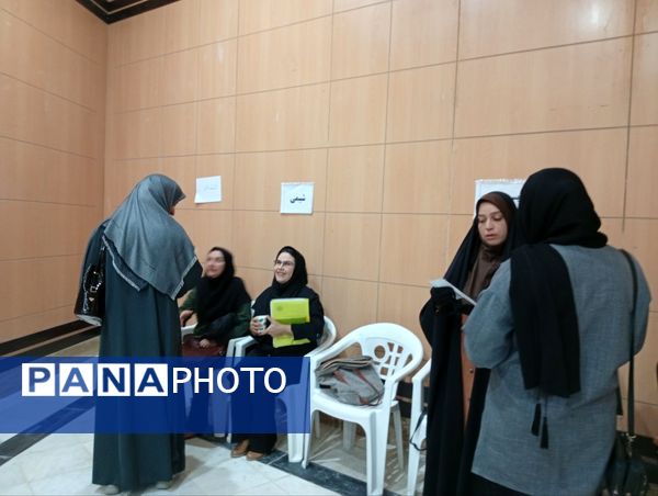 اولین جلسه بیلان هشدار  دبیرستان وکیلی ۹ در نیشابور