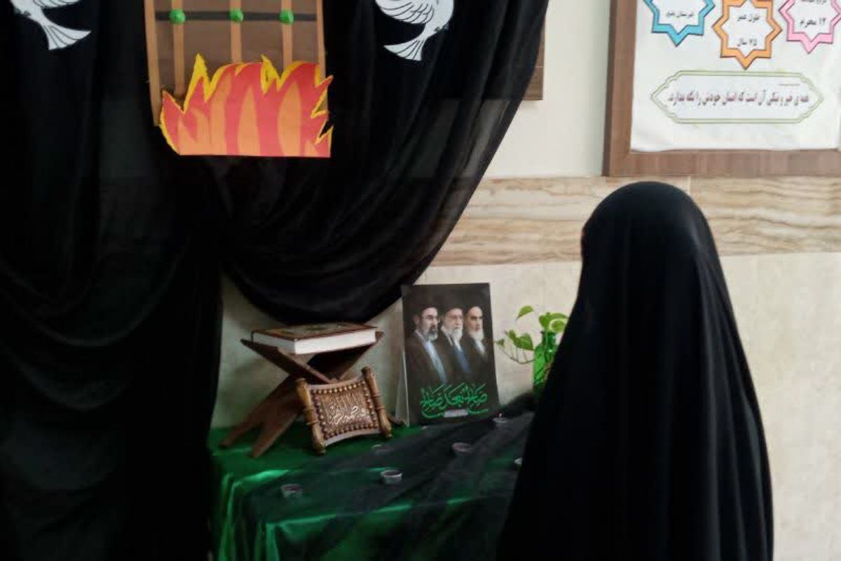 مراسم بزرگداشت ایام فاطمیه در مدرسه شهدای ایران تایر