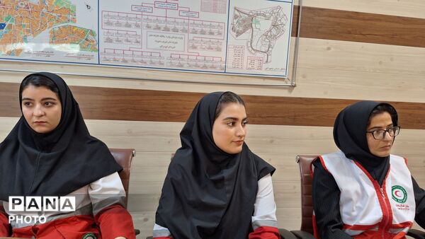 تشریح برنامه‌های امدادی و آموزشی هلال احمر تویسرکان