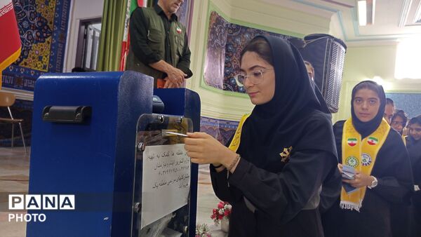 جشن عاطفه‌ها؛ روایت مهر و همدلی در مدارس لرستان