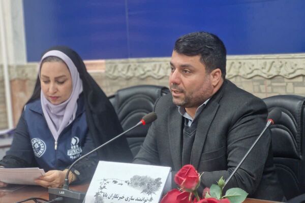 جلسه هم‌افزایی و توانمندسازی دانش‌آموزان جدیدالورود خبرگزاری پانا قرچک