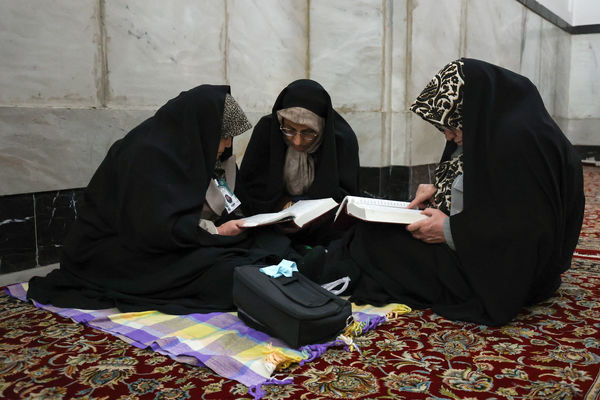 آیین معنوی اعتکاف در حرم مطهر رضوی- ۲