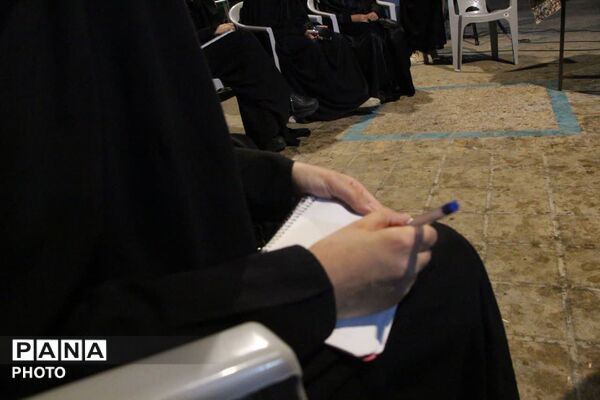 نوجوان مبارز؛ نسل نو، میدان‌دار خدمت در پارک آزادی
