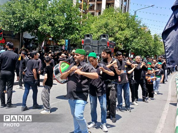 عاشورا؛ روایت دلدادگی در قاب اشک و ارادت 